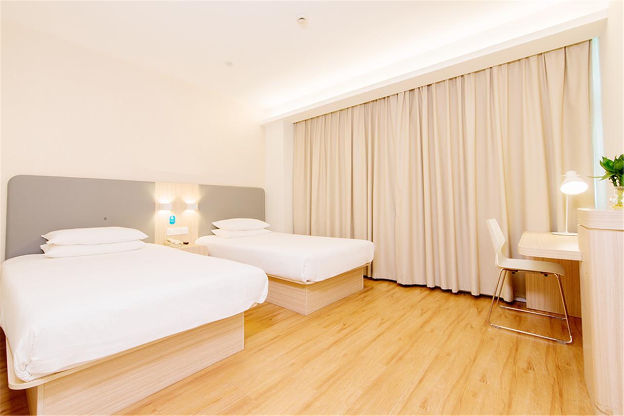 Hanting Hotel Shanghai Pudong Airport Zhuqiao Exterior photo