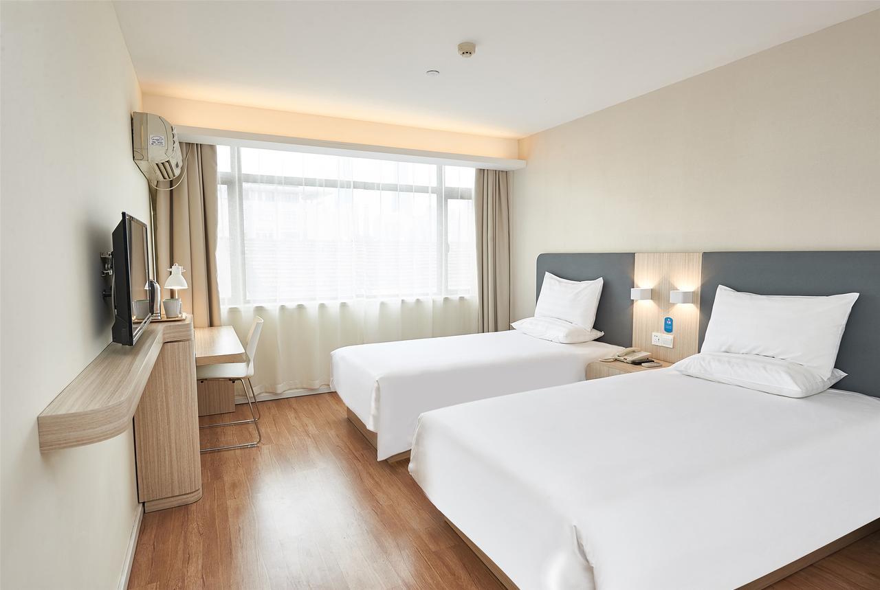 Hanting Hotel Shanghai Pudong Airport Zhuqiao Exterior photo