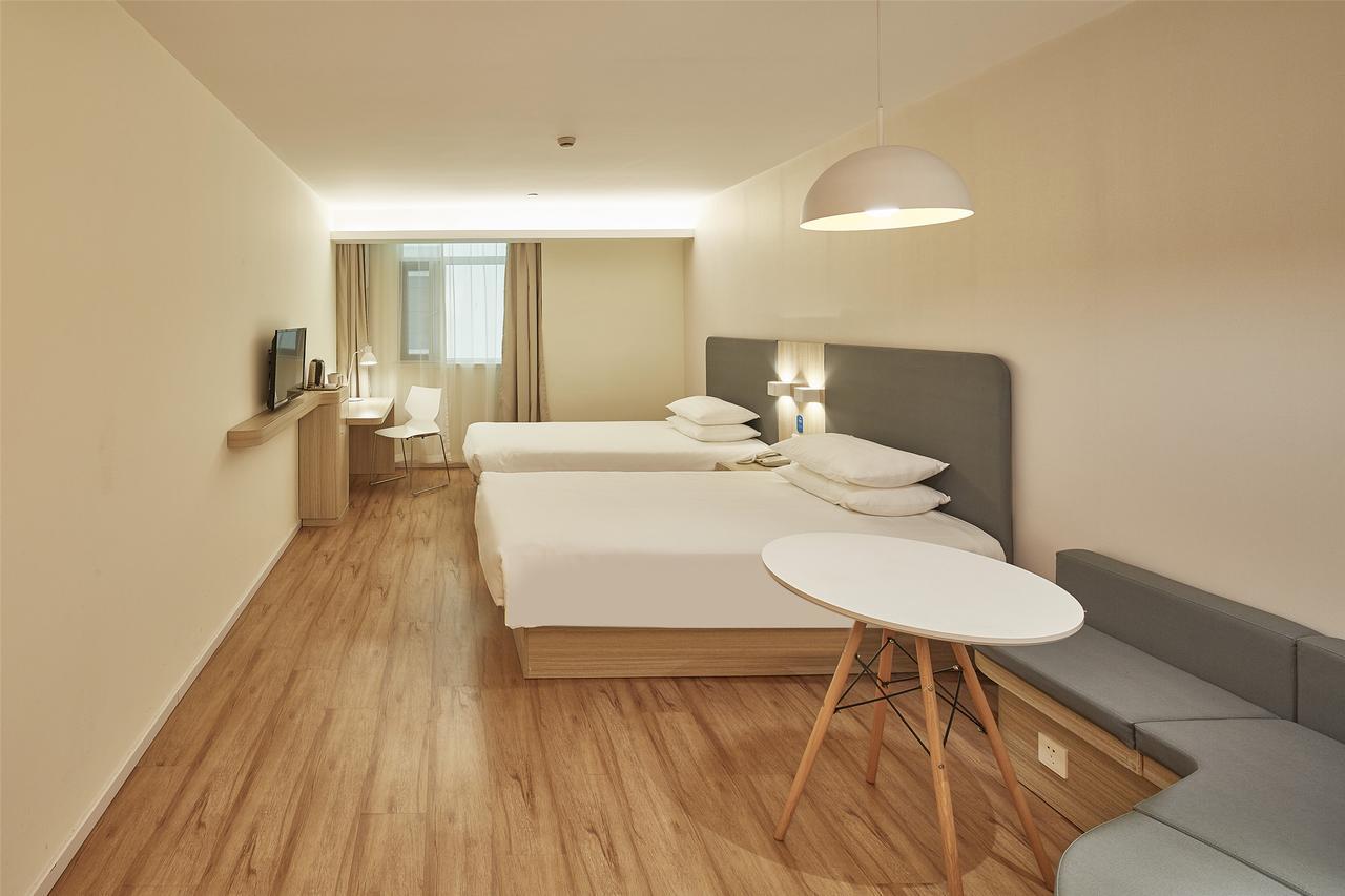 Hanting Hotel Shanghai Pudong Airport Zhuqiao Exterior photo
